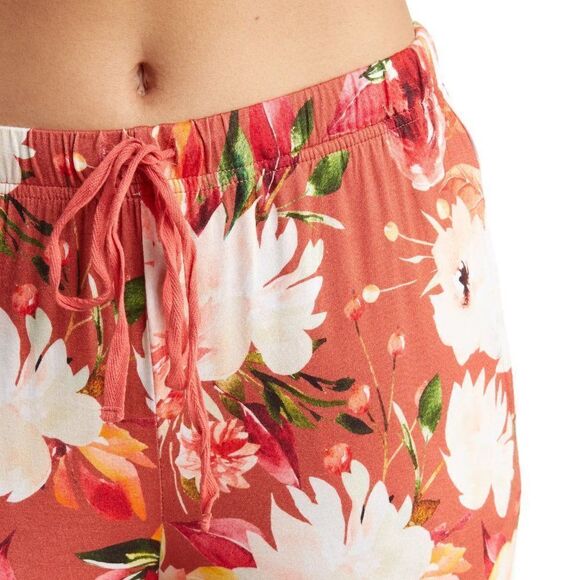 NEW! Posh Peanut: Floral Long Sleeve Relaxed Pajamas - Picture 2 of 12